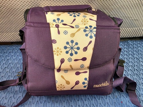 Munchkin travel booster seat - travel,
